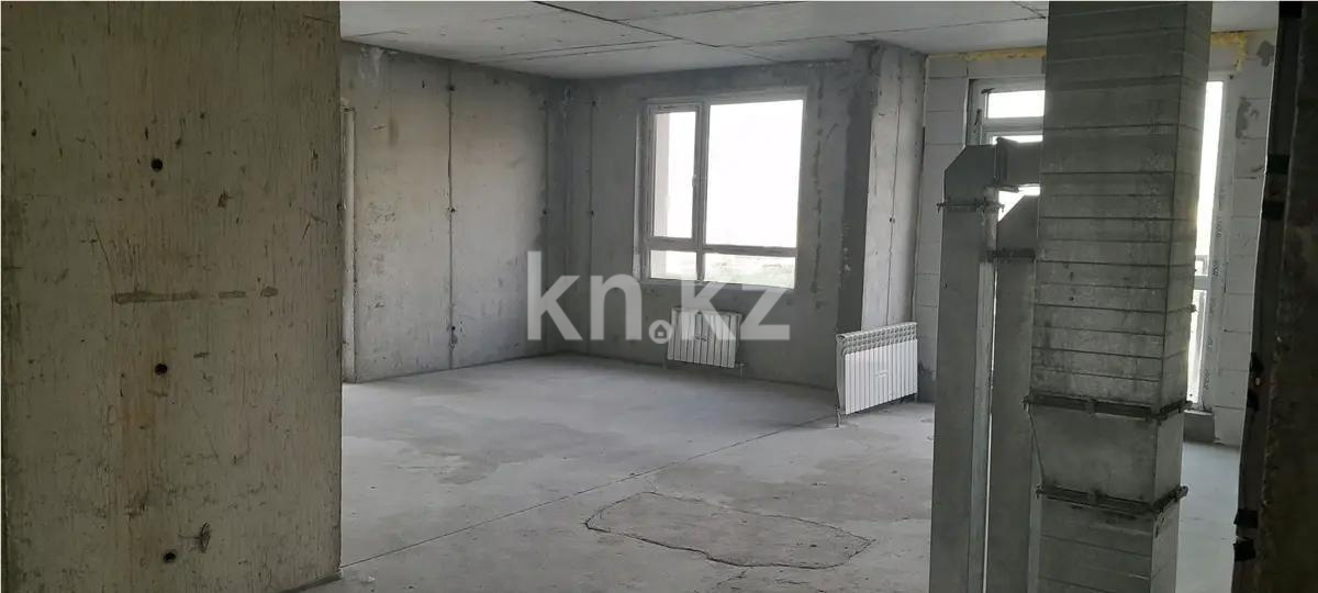 Продажа 3-комнатной квартиры, 81.3 м², ул. Жандосова, дом  94а в Алматы