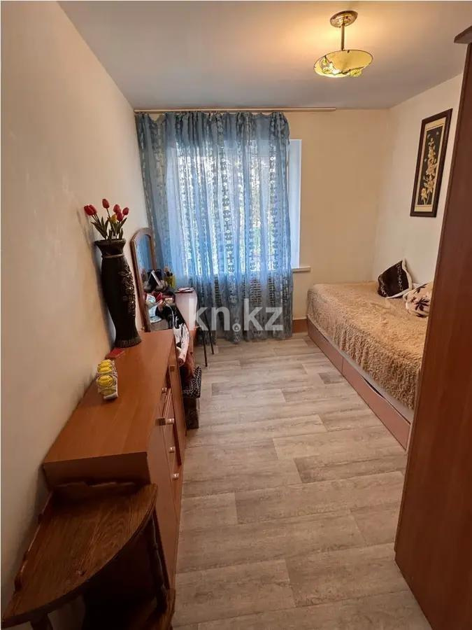 Продажа 3-комнатной квартиры, 69 м², ул. Потанина (Защитная), дом  103/3 в Караганде - фото 3