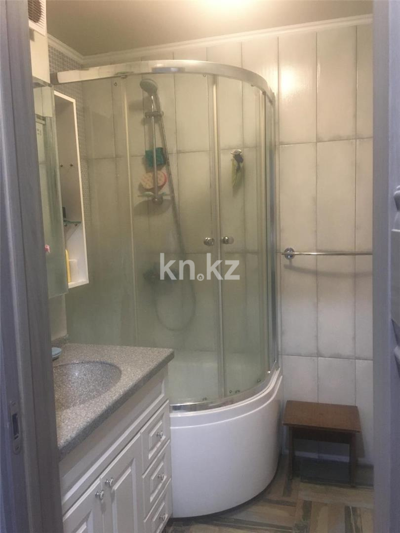 Продажа 4-комнатной квартиры, 89 м², пр. Шахтеров - Продажа  четырехкомнатных квартир в Караганде фото 13 из 16