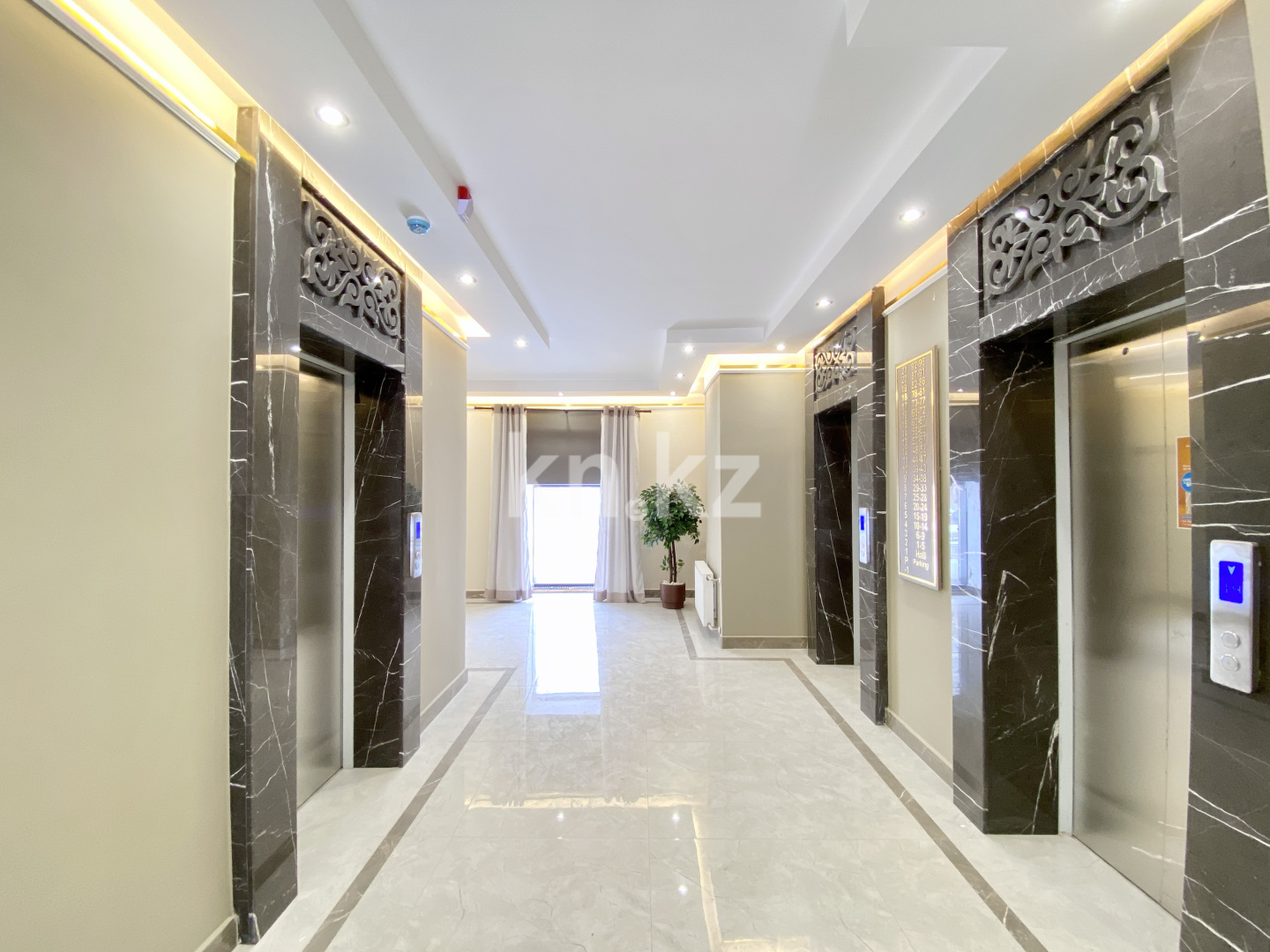 Продажа 2-комнатной квартиры, 42.5 м², пр. Кошкарбаева, дом  36 в Астане - фото 20