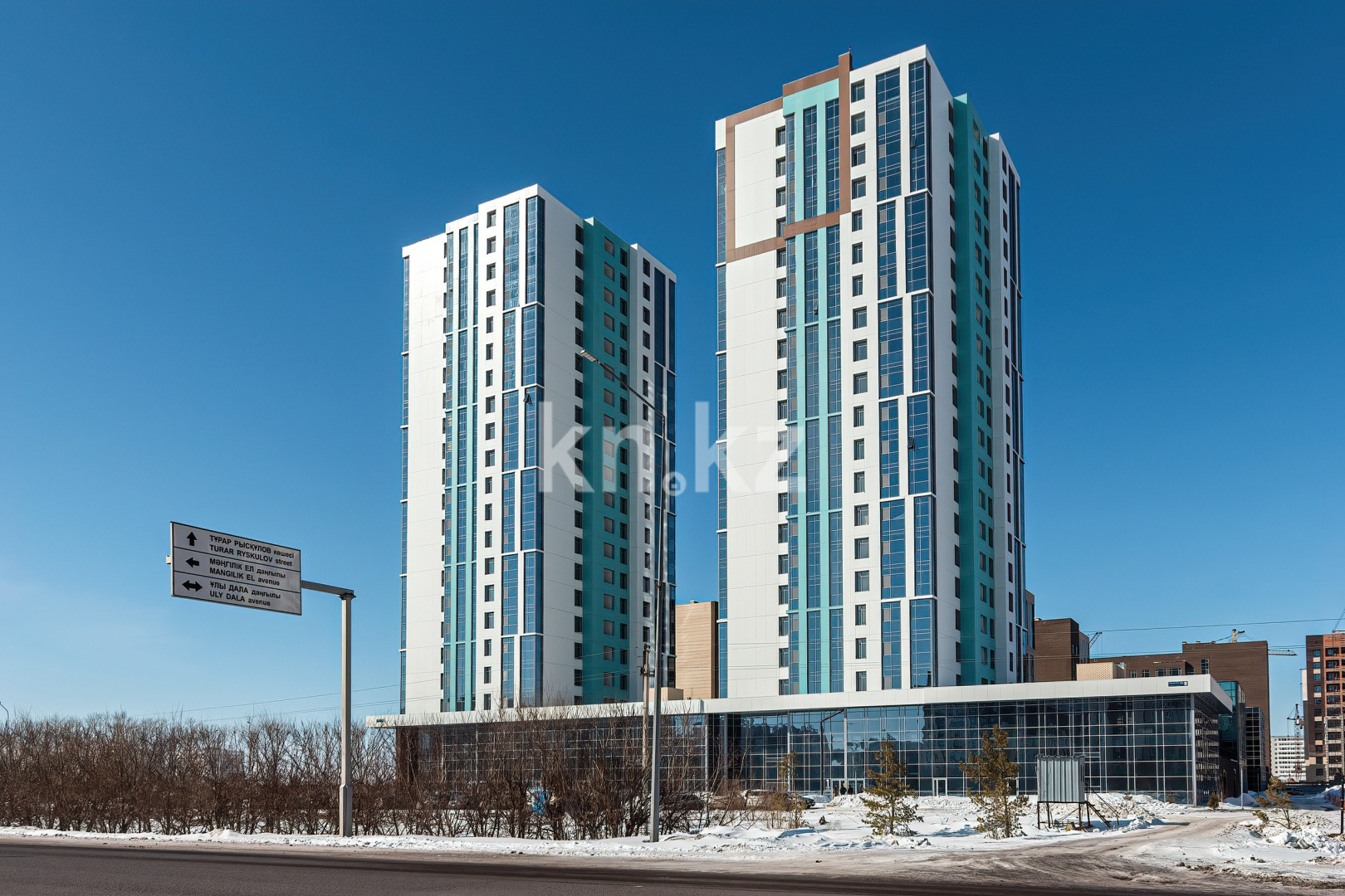 HD порно жұлдыздары 30 жастан асқан тар шалбардағы порно видео