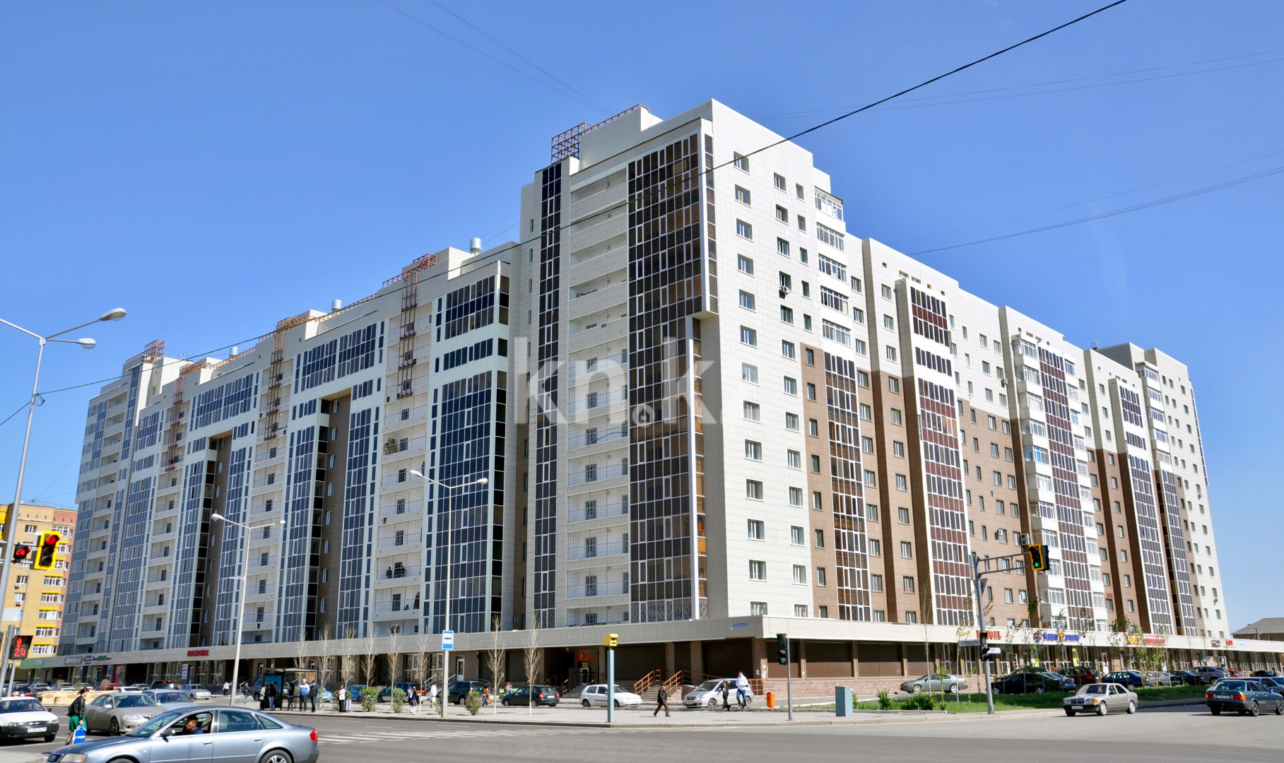 Продажа 2-комнатной квартиры, 79 м², пр. Момышулы, дом  14 в Астане - фото 6
