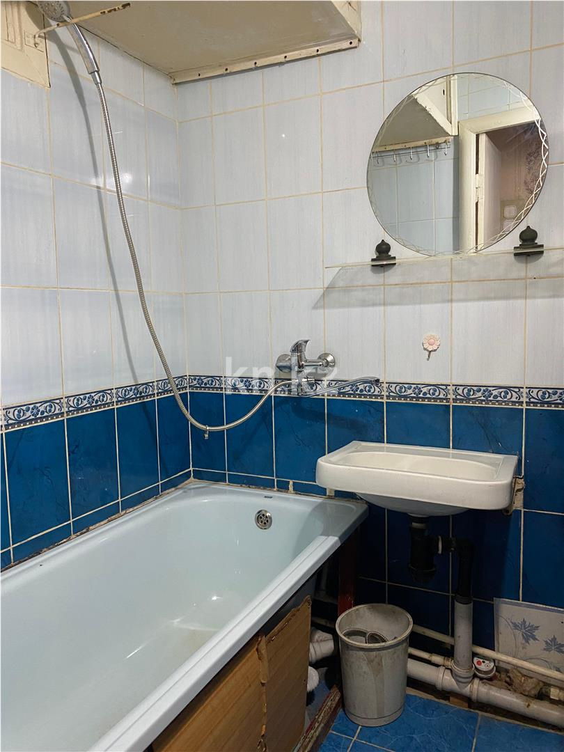 Продажа 4-комнатной квартиры, 62 м² - Продажа  четырехкомнатных квартир в Караганде фото 15 из 18