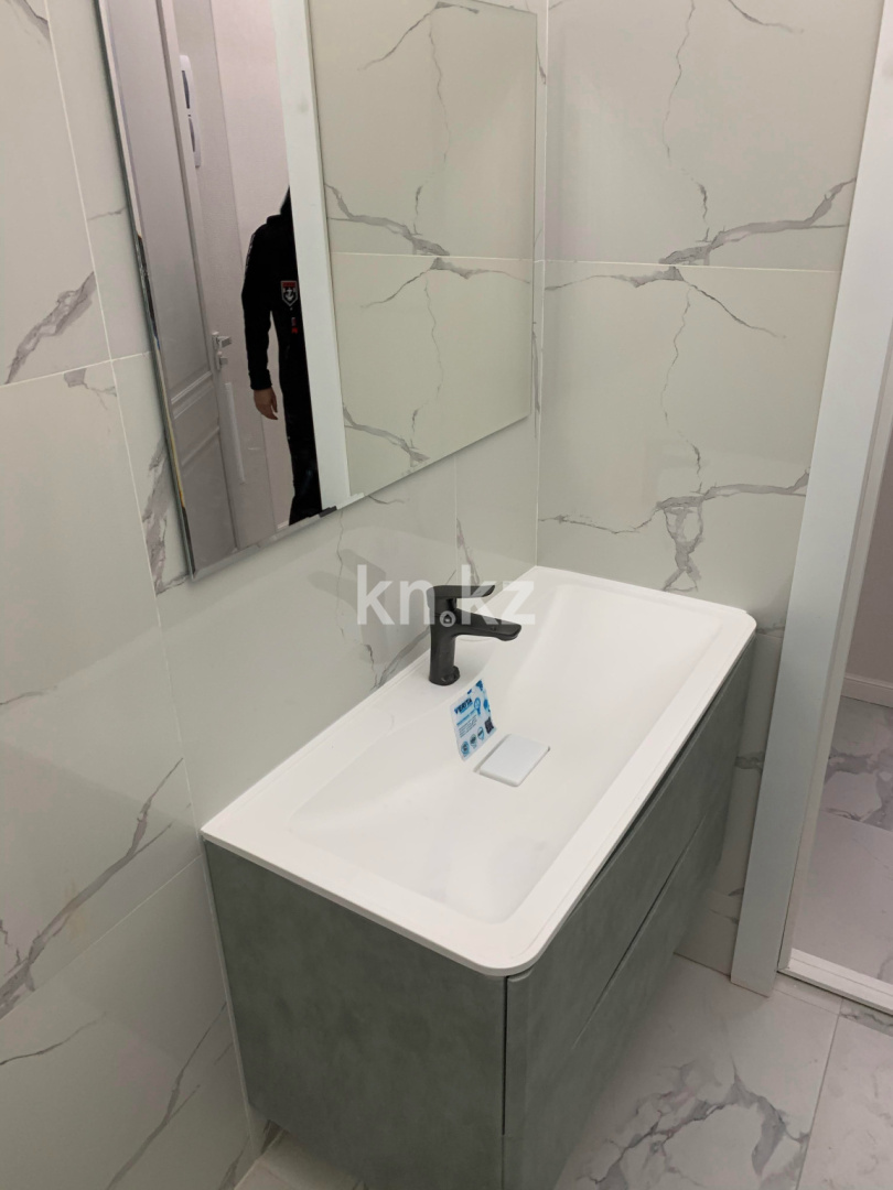 Продажа 1-комнатной квартиры, 50 м², Тулеметова, дом  160 - Продажа квартир в Шымкенте фото 23 из 34