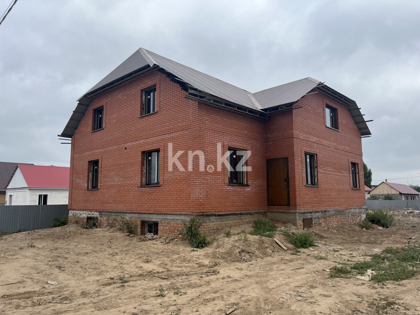 Продажа 5-комнатного дома, 378 м² - Продажа домов, коттеджей в Казахстане - страница 14 фото 2 из 6