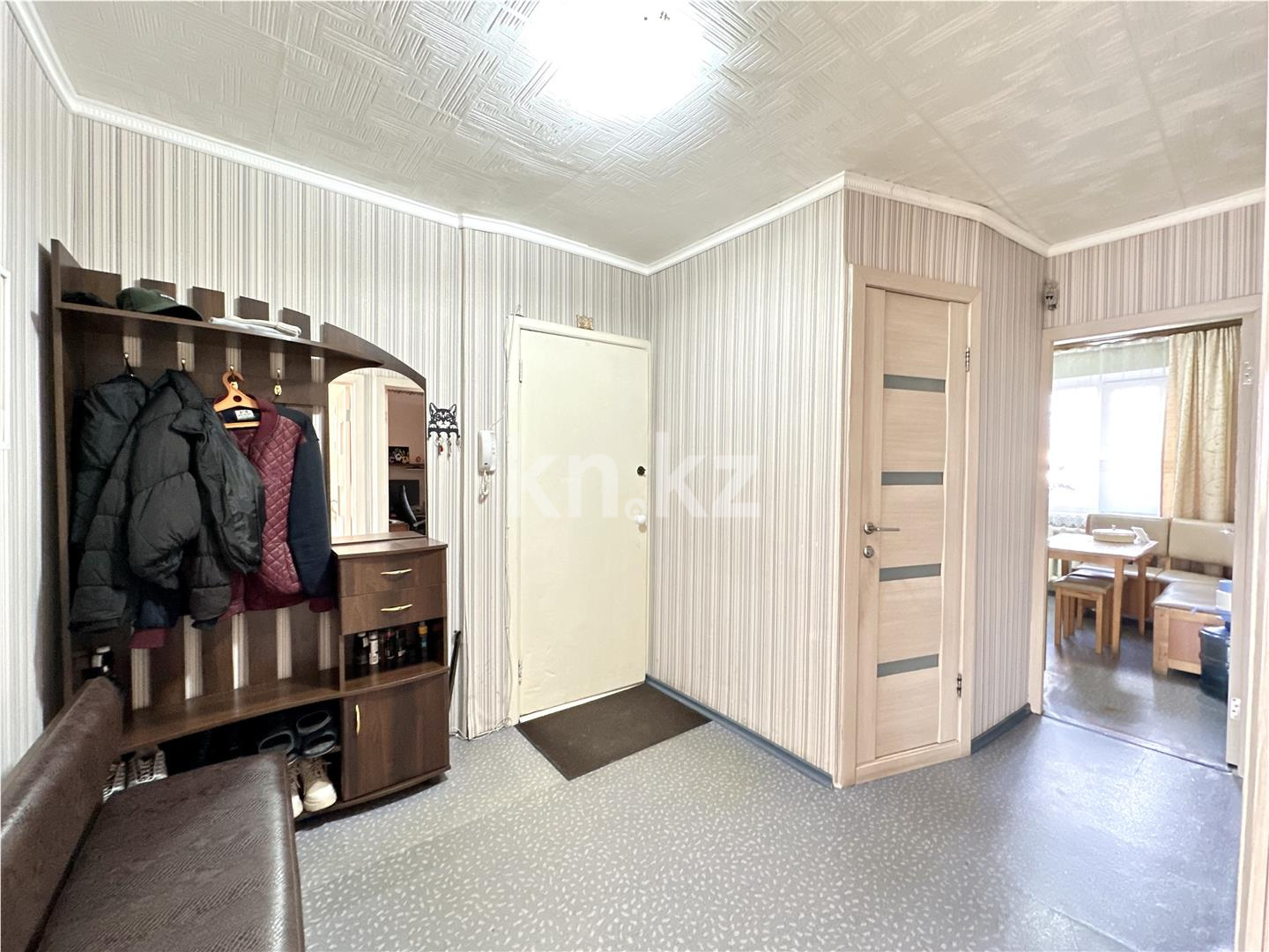 Продажа 3-комнатной квартиры, 62 м², ул. Вагонная - Продажа  трехкомнатных квартир в Караганде фото 15 из 20