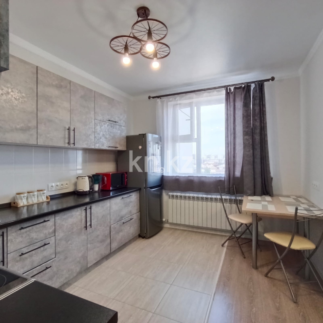 Аренда 1-комнатной квартиры, 36 м² в Астане