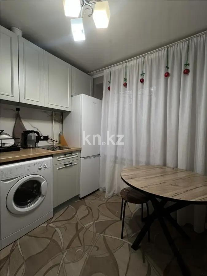 Продажа 1-комнатной квартиры, 32 м², ул. Жарокова, дом  184 в Алматы - фото 2