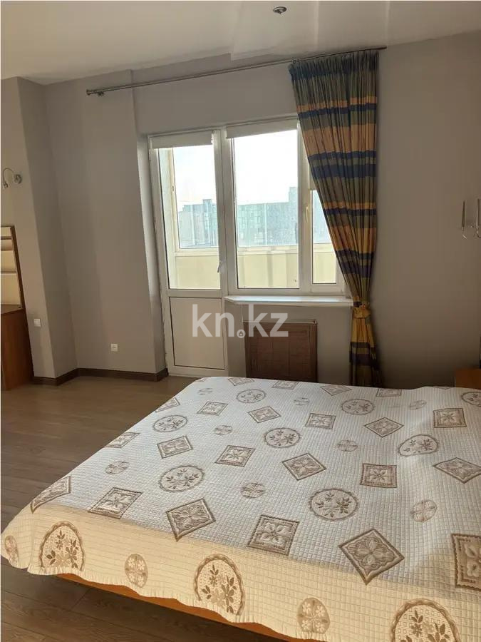 Продажа 3-комнатной квартиры, 122 м², ул. Сатпаева, дом  30а в Алматы - фото 2