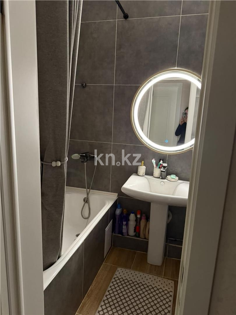 Продажа 2-комнатной квартиры, 65.5 м² - Продажа зданий в Усть-Каменогорске фото 8 из 9