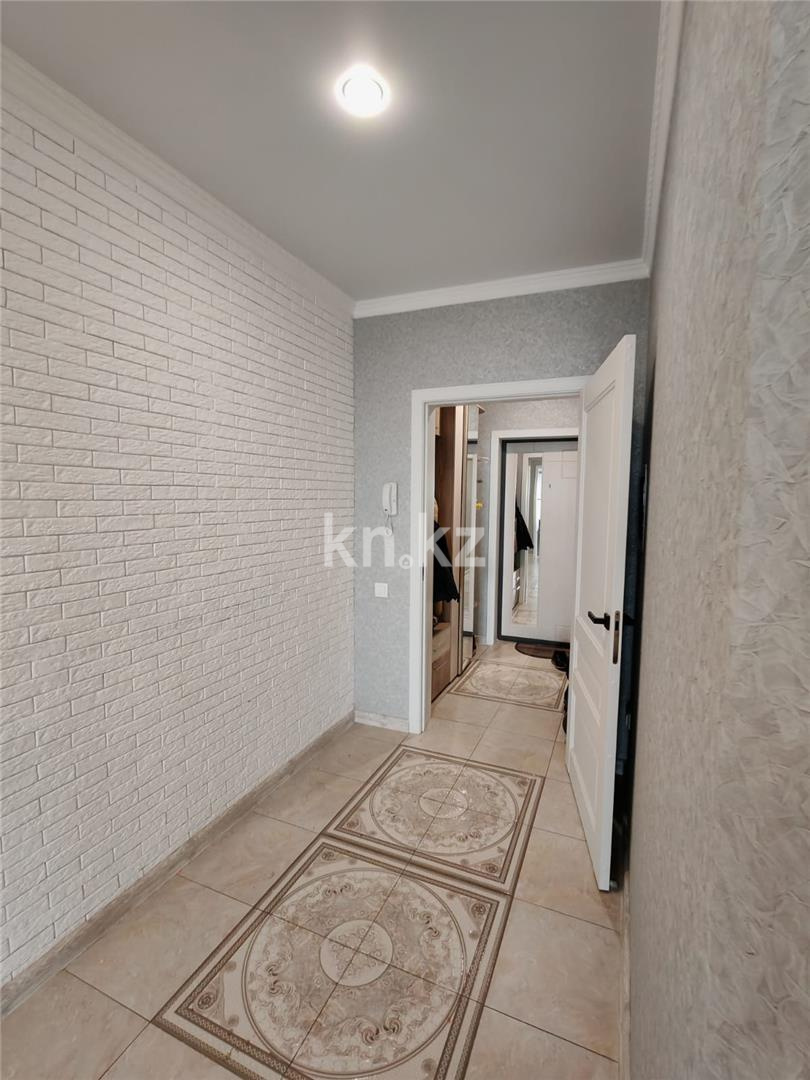 Продажа 3-комнатной квартиры, 104 м², пр. Республики в Караганде - фото 12