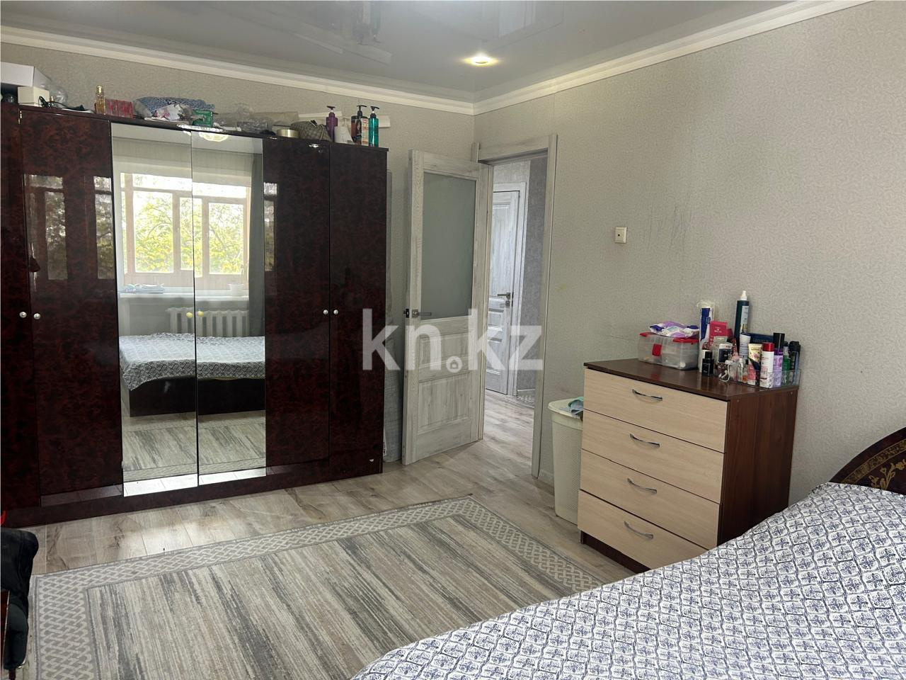 Продажа 3-комнатной квартиры, 63 м², мкр-н 16 в Караганде - фото 3