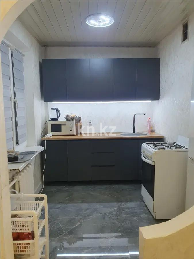 Продажа 3-комнатной квартиры, 57 м², мкр-н Аксай-1, дом  21 в Алматы - фото 4