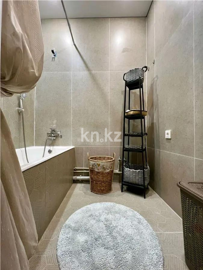 Продажа 3-комнатной квартиры, 72 м², ул. Розыбакиева, дом  66 в Алматы - фото 4