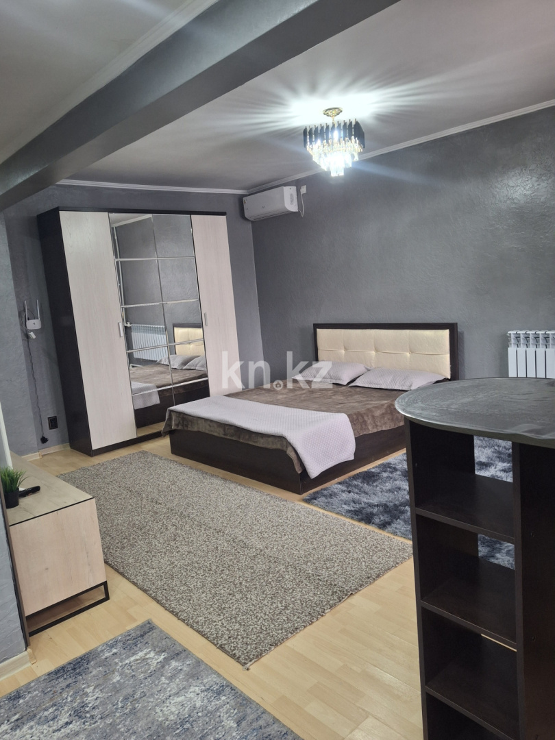 Аренда 1-комнатной квартиры, 34 м², Абугалиева, дом  5 - Аренда  однокомнатных квартир помесячно в Балхаше фото 1 из 10
