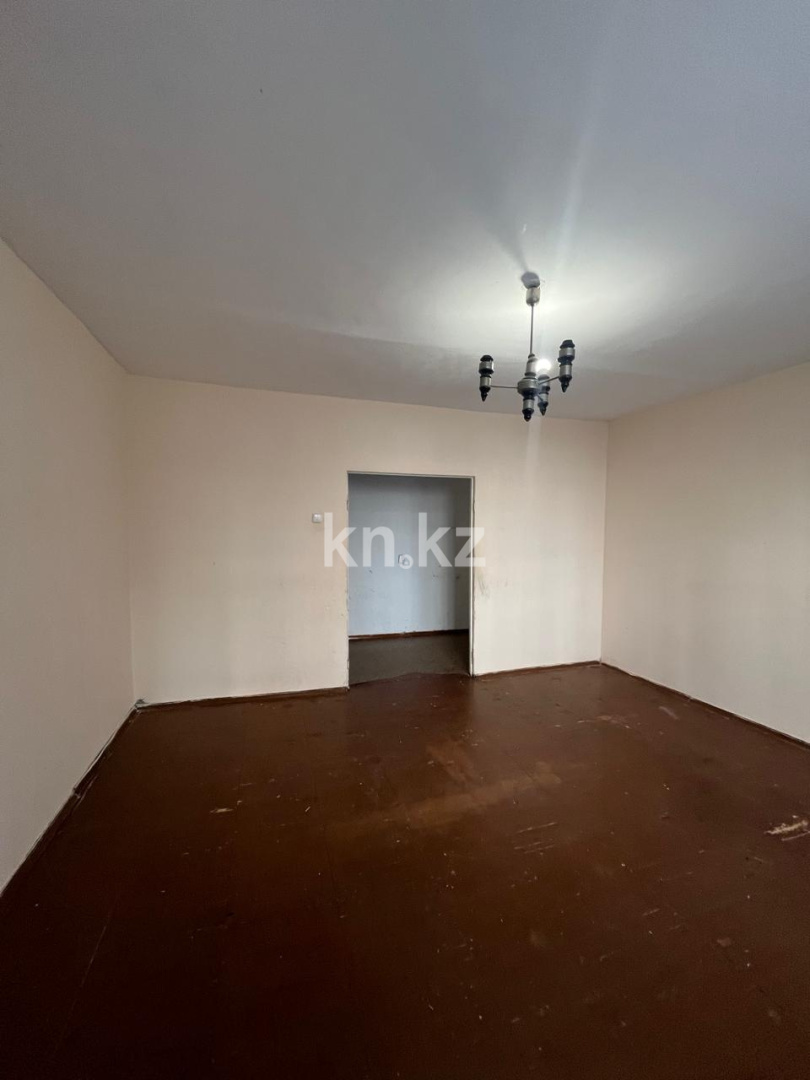 Продажа 4-комнатной квартиры, 77 м², ул. Язева, дом  10 - Продажа  четырехкомнатных квартир в Караганде фото 3 из 12