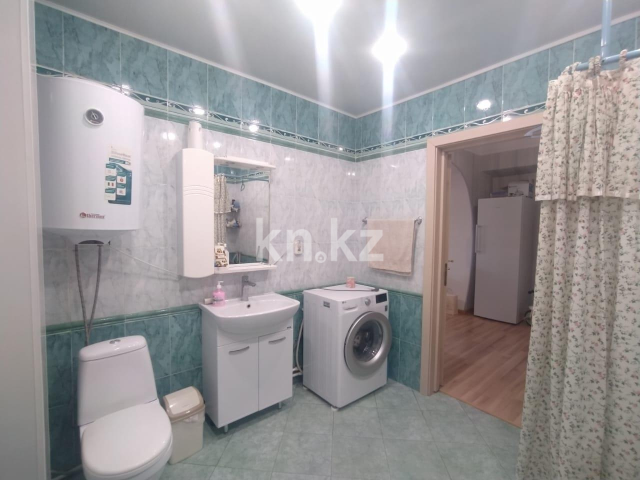 Продажа 3-комнатной квартиры, 83 м², ул. Терешковой - Продажа квартир в Караганде фото 22 из 32