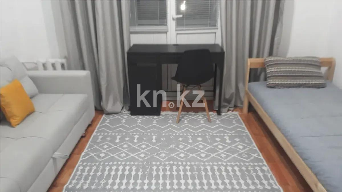 Продажа 3-комнатной квартиры, 72 м², ул. Толе би, дом  130Б в Алматы