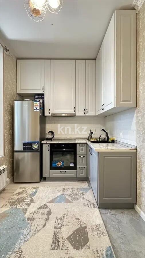 Продажа 2-комнатной квартиры, 60 м² в Астане