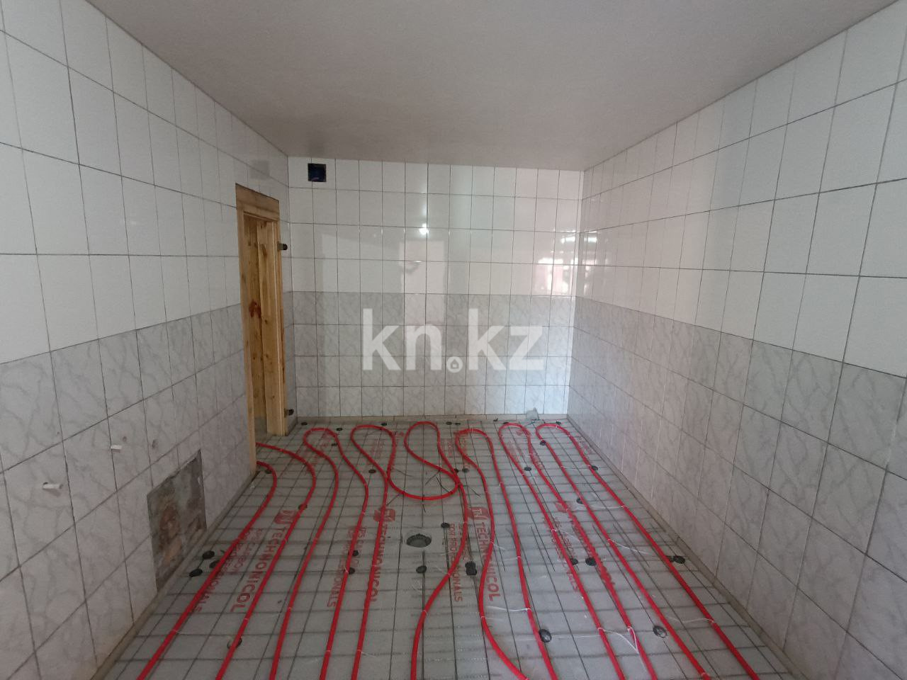 Продажа 5-комнатного дома, 213 м², 68-й квартал - Продажа квартир в Костанае фото 19 из 34