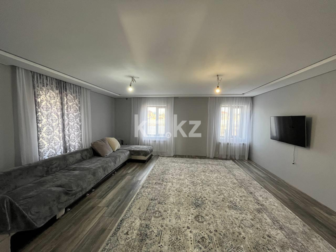 Продажа 6-комнатного дома, 318 м², ул. 2-ая, дом  34/3 - Продажа домов, коттеджей в Казахстане фото 1 из 24