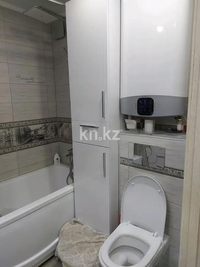 Продажа 3-комнатной квартиры, 60 м², пр. Н. Абдирова, дом  52 в Караганде - фото 4