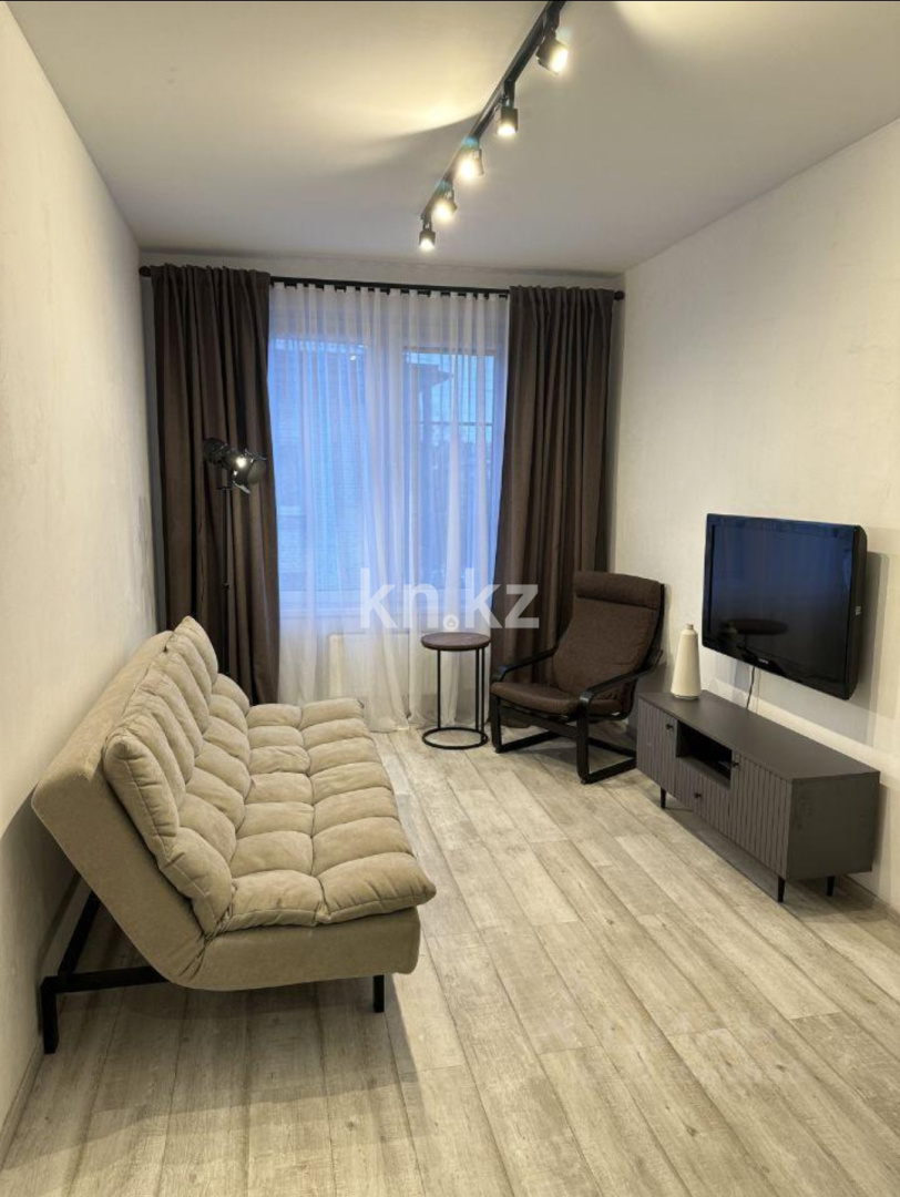 Аренда 1-комнатной квартиры, 35 м², пр. Богенбай батыра, дом  56 - Аренда жилой и коммерческой недвижимости в Астане фото 1 из 3