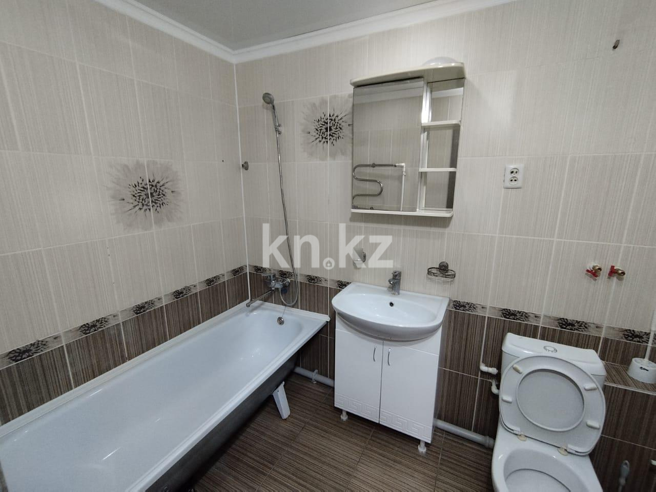 Продажа 3-комнатной квартиры, 66 м², ул. Сарыарка - Продажа  трехкомнатных квартир в Караганде фото 12 из 19