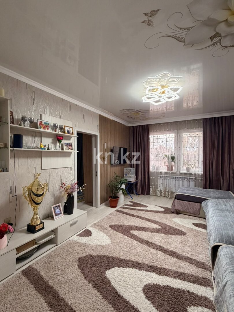 Продажа 3-комнатной квартиры, 62.8 м² в Караганде