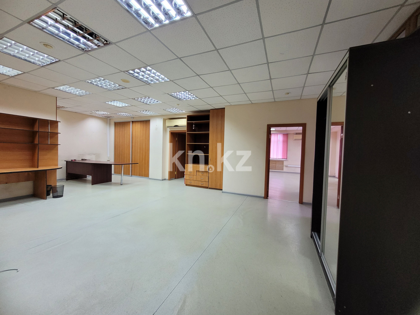 Аренда , ул. Ержанова - Аренда офисных и торговых помещений в Караганде фото 8 из 21