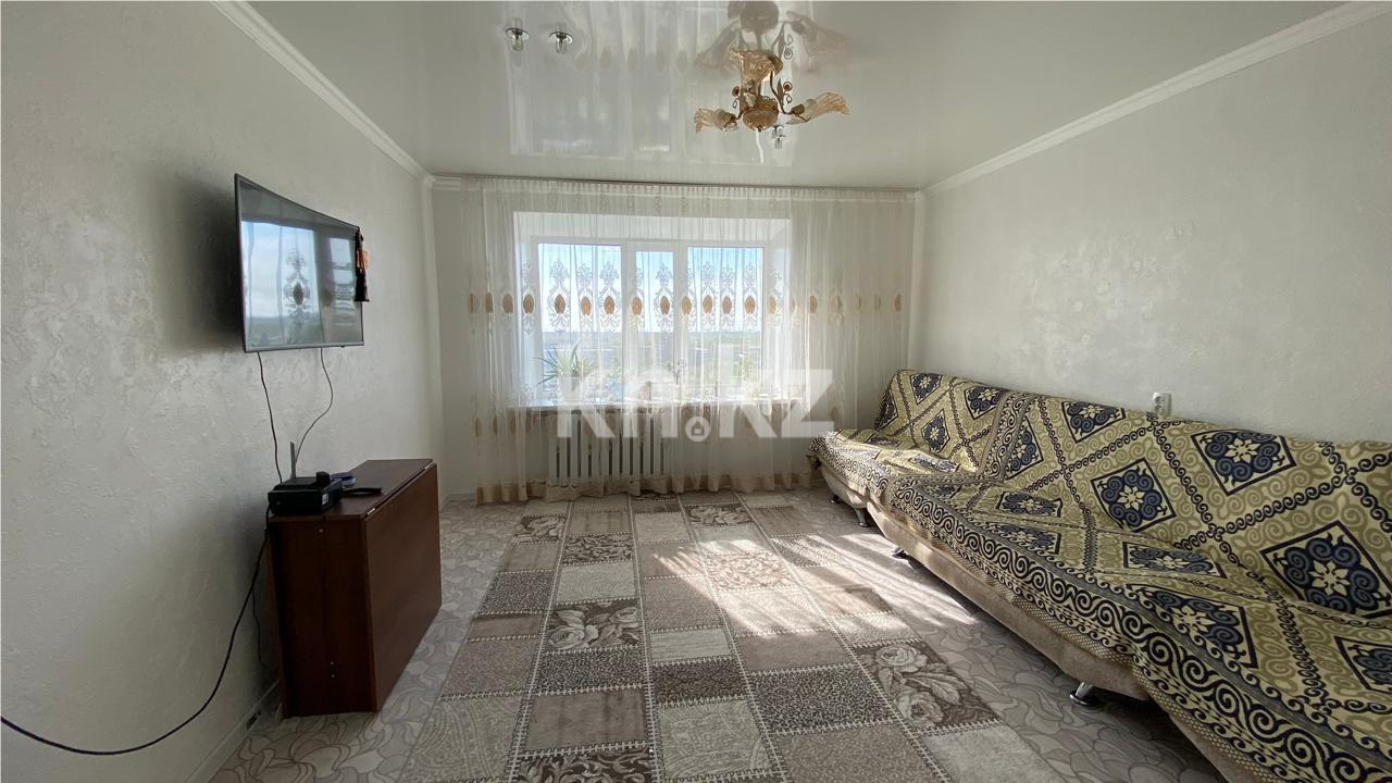Продажа 3-комнатной квартиры, 60 м², мкр-н Восток-1 - Продажа квартир в Караганде фото 1 из 10