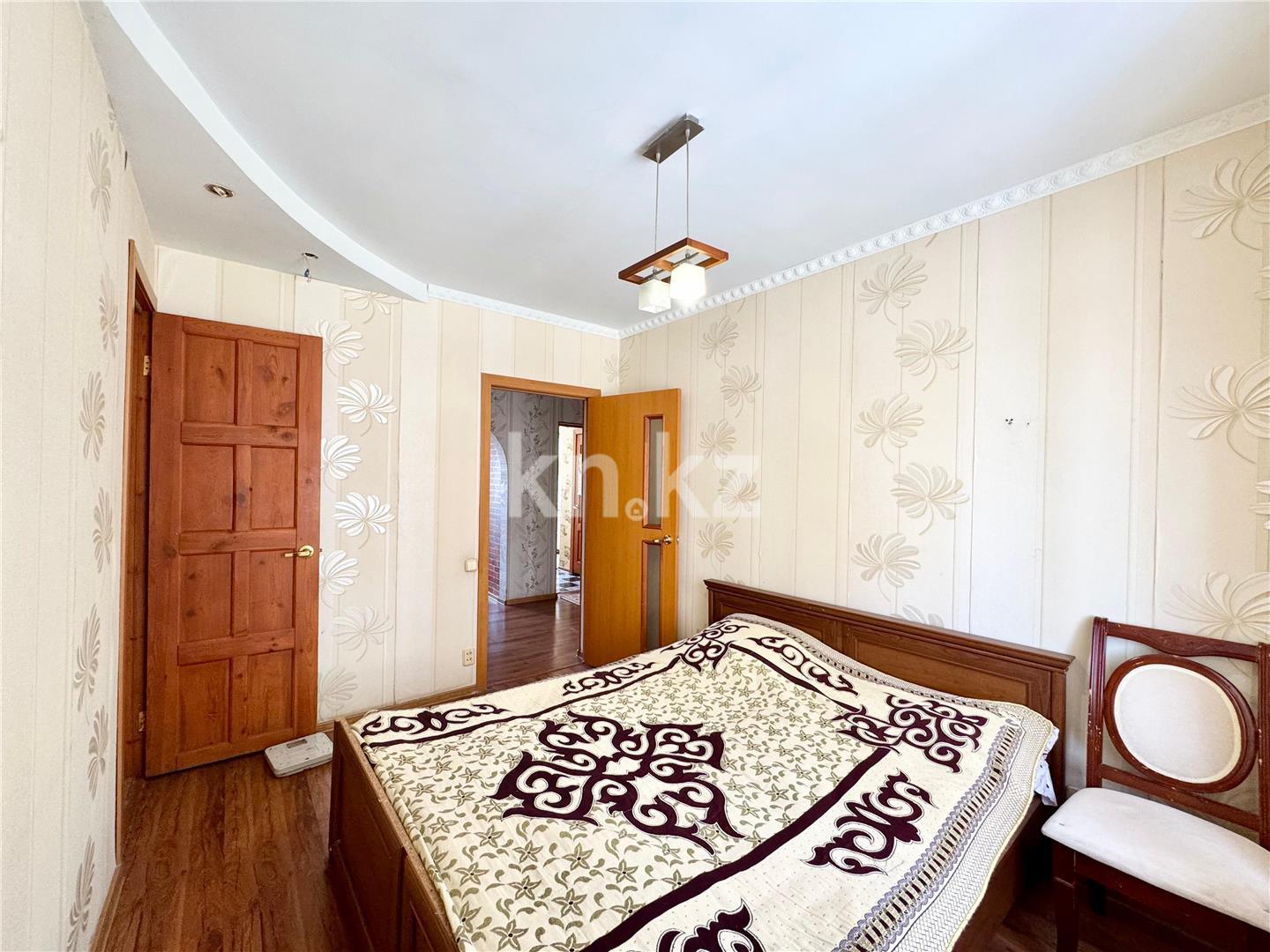 Продажа 4-комнатной квартиры, 87 м², пр. Шахтеров - Продажа  четырехкомнатных квартир в Караганде фото 3 из 15