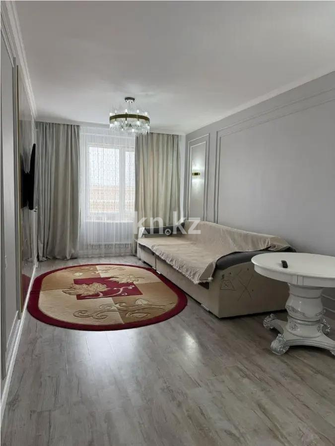 Продажа 3-комнатной квартиры, 80 м², ул. Аманжолова, дом  28/2 - Продажа  трехкомнатных квартир в Астане без посредников с фото фото 1 из 5