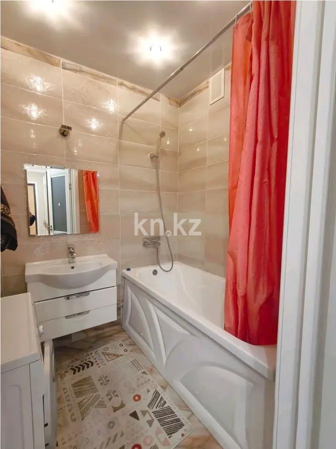 Продажа 2-комнатной квартиры, 67 м², ул. Керей, Жанибек хандар, дом  12/1 в Астане - фото 4