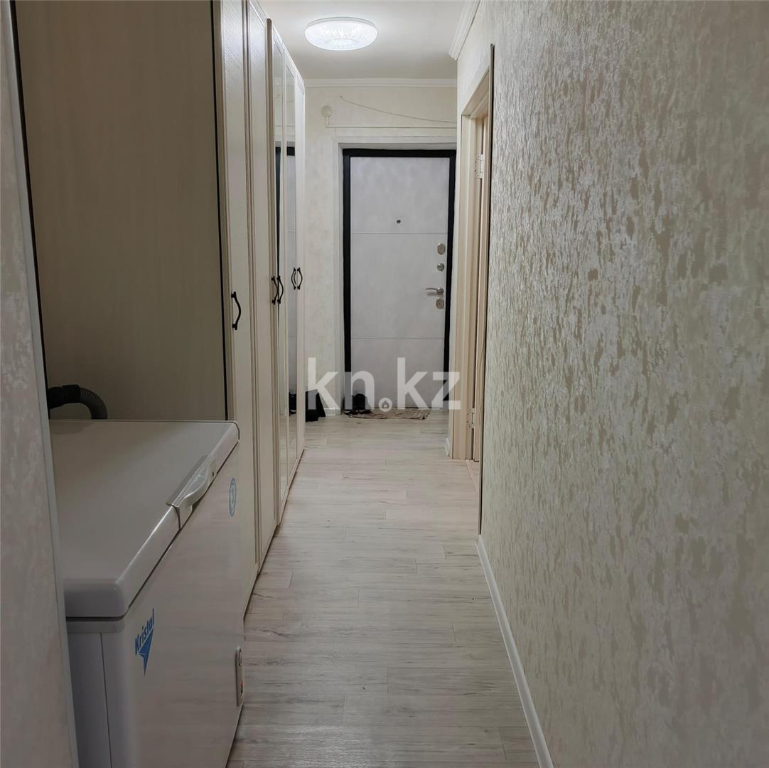 Продажа 3-комнатной квартиры, 64 м², мкр-н Орбита-1 - Продажа квартир в Караганде фото 10 из 11