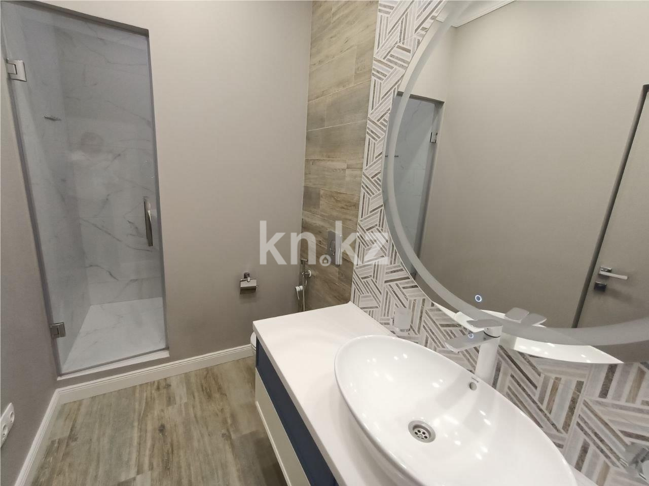 Продажа 4-комнатной квартиры, 210 м² в Астане - фото 55