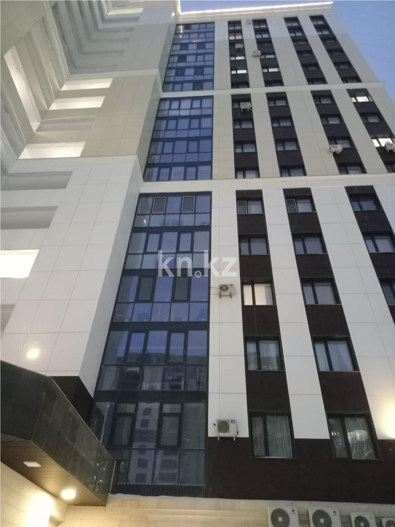 Продажа 4-комнатной квартиры, 140 м², пр. Шахтеров в Караганде - фото 3