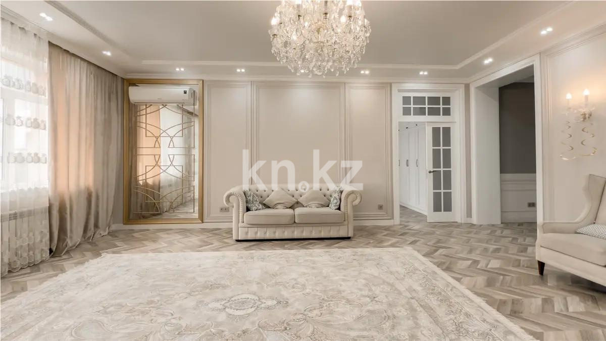 Продажа 4-комнатной квартиры, 146 м², ул. Аманжолова, дом  17 - Продажа  четырехкомнатных квартир в Караганде без посредников фото 1 из 7