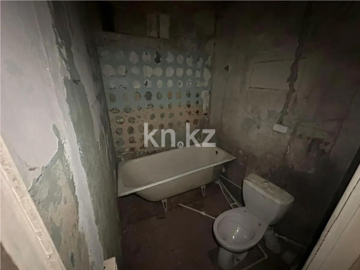 Продажа 1-комнатной квартиры, 40 м², мкр-н 12, дом  16 в Караганде - фото 3
