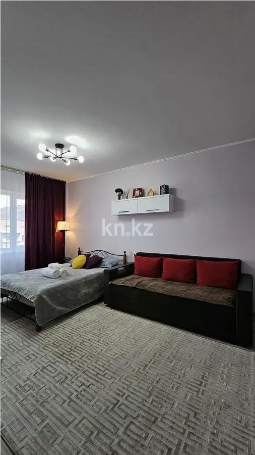 Продажа 1-комнатной квартиры, 40 м², пр. Гагарина, дом  152 - Продажа квартир в Алматы фото 1 из 3