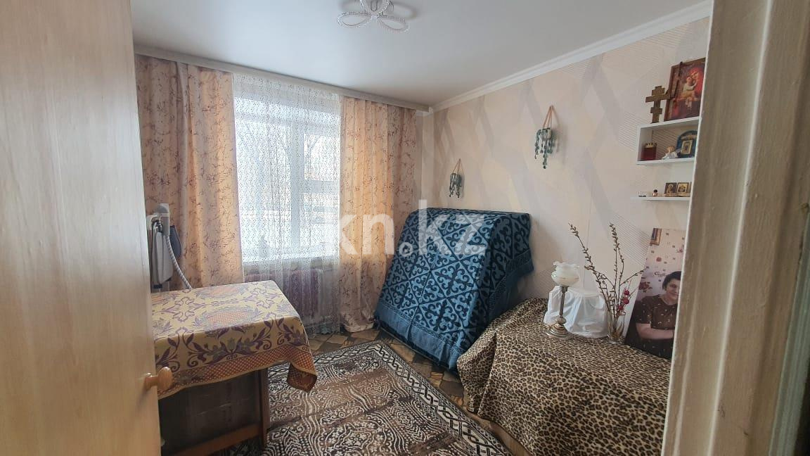 Продажа 4-комнатной квартиры, 74 м², ул. Карла Маркса - Продажа квартир в Караганде фото 3 из 16