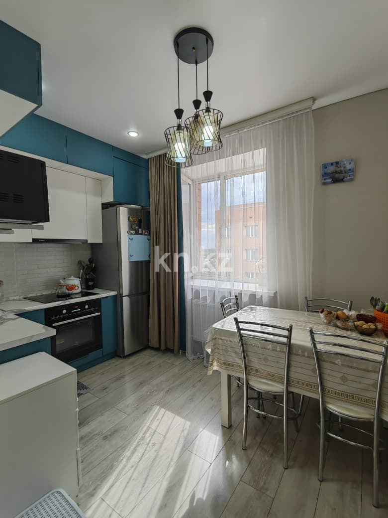 Продажа 2-комнатной квартиры, 55 м² - Продажа двухкомнатных квартир в Караганде - страница 2 фото 14 из 33