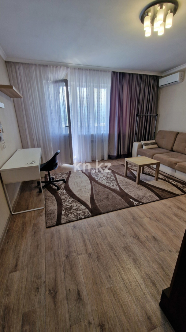 Аренда 1-комнатной квартиры, 56 м² - Аренда квартир помесячно в Алматы фото 1 из 13