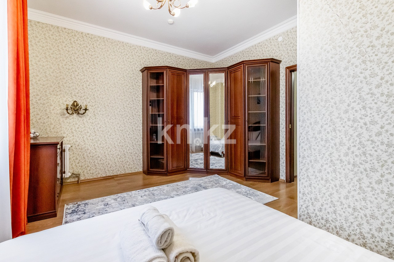 Аренда 3-комнатной квартиры посуточно, 130 м², ул. Кунаева, дом  35/1 - Аренда квартир посуточно в Астане с фото фото 26 из 37