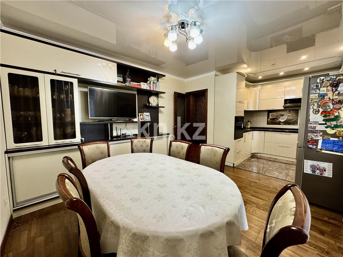 Продажа 4-комнатной квартиры, 93 м², ул. Аманжолова, дом  71 - Продажа  четырехкомнатных квартир в Караганде фото 12 из 35