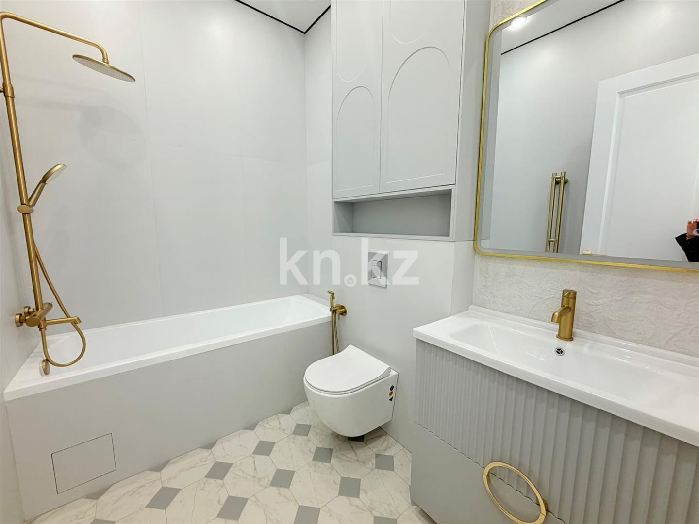 Продажа 4-комнатной квартиры, 98 м² в Астане - фото 13