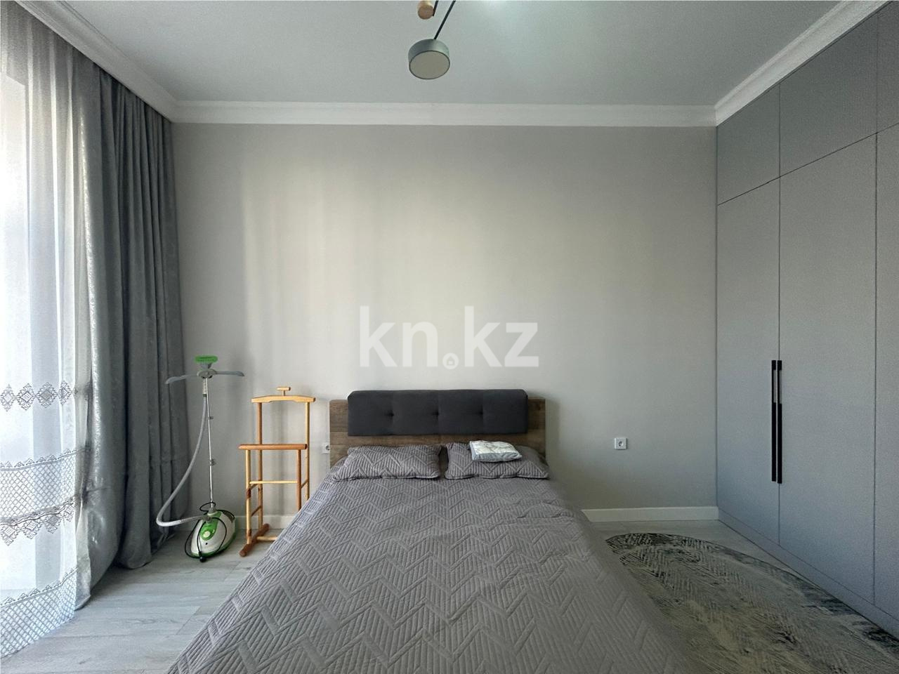 Продажа 3-комнатной квартиры, 80 м², ул. Аманжолова в Астане - фото 5