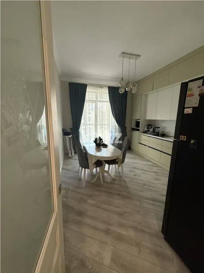 Продажа 4-комнатной квартиры, 123 м², ул. Толе би, дом  48 - Продажа  четырехкомнатных квартир в новостройках Астаны без посредников фото 1 из 2