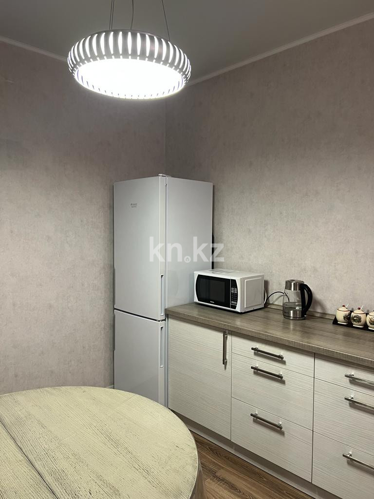 Аренда 1-комнатной квартиры посуточно, 52 м², ул. Навои, дом  208 - ул. Торайгырова - Аренда квартир посуточно в Алматы с фото фото 10 из 15