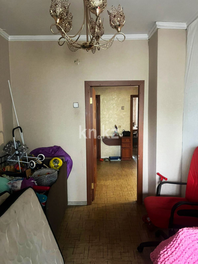 Продажа 3-комнатной квартиры, 37.7 м², ул. Бекмаханова - Продажа квартир в Алматы фото 14 из 17